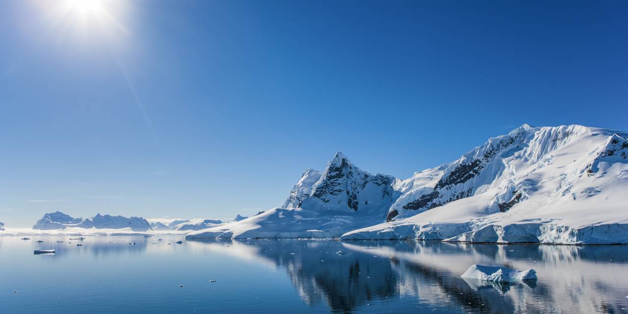Az Antarktisz felfedezése- kalandozások a jég birodalmában